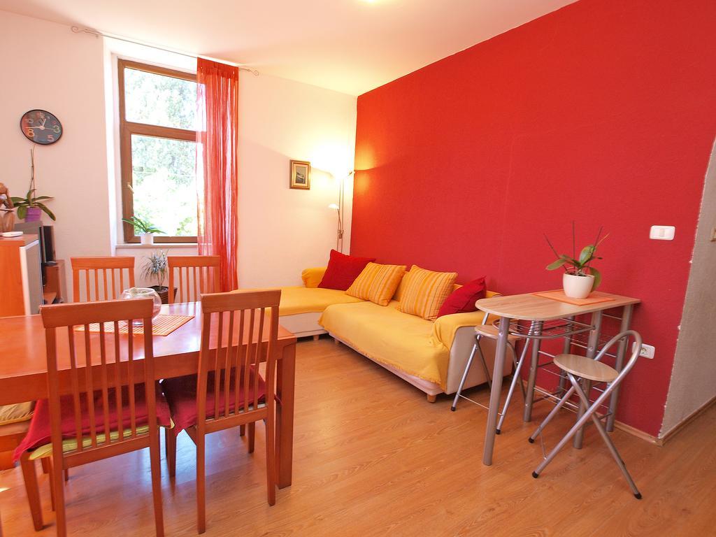 Apartments Fazanka 849 파자나 외부 사진